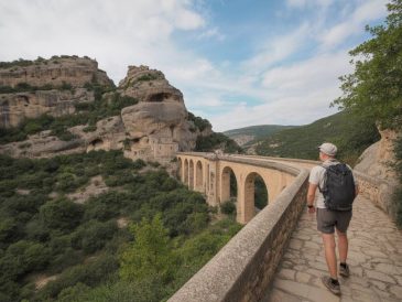 Chemin de saint guilhem-le-désert : itinéraire et astuces pour bien s’y préparer